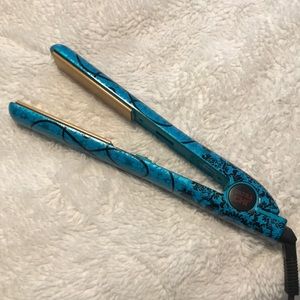 Ultra Chi Limited Holiday Edition